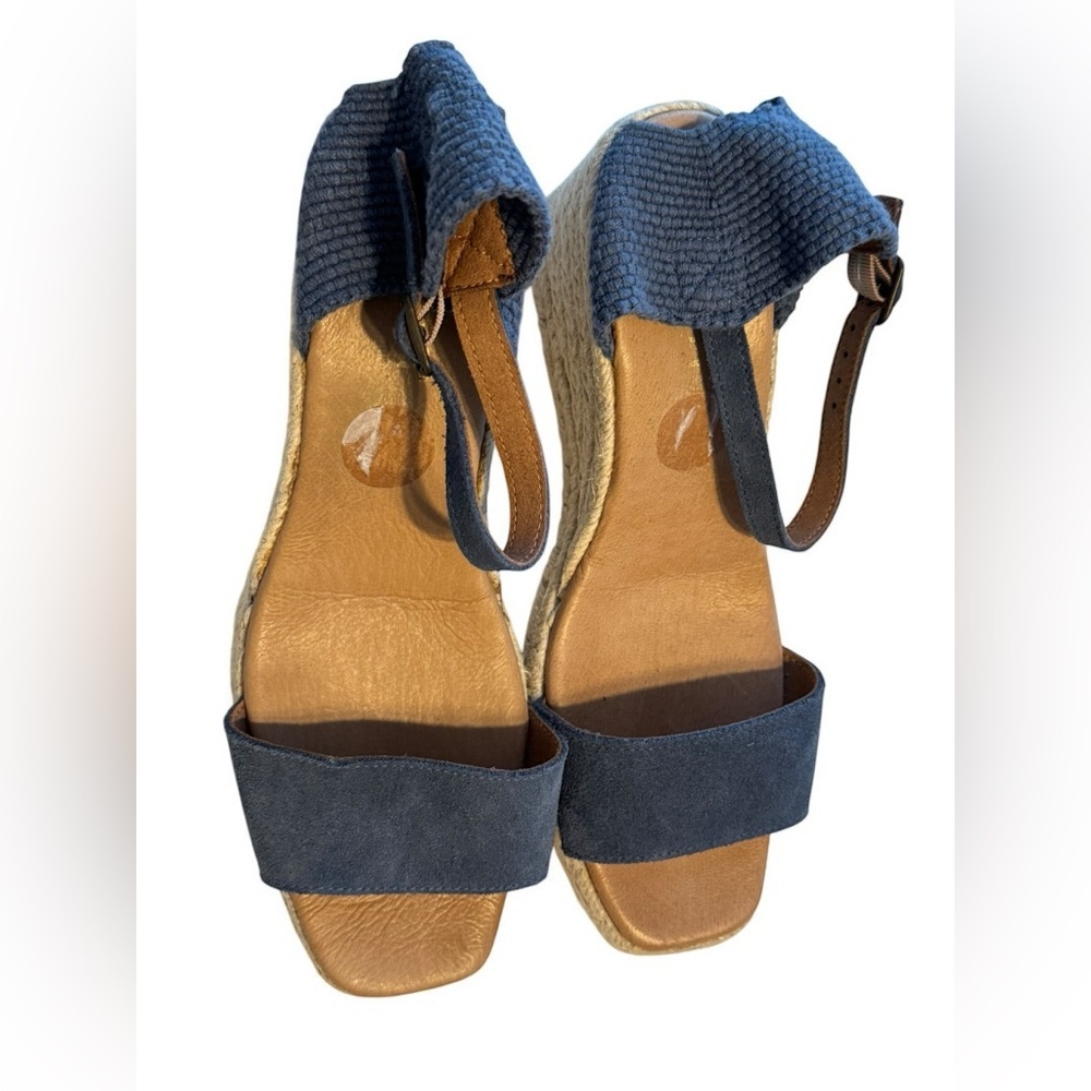 Picon blue suede ankle strap espadrille sandals size 8